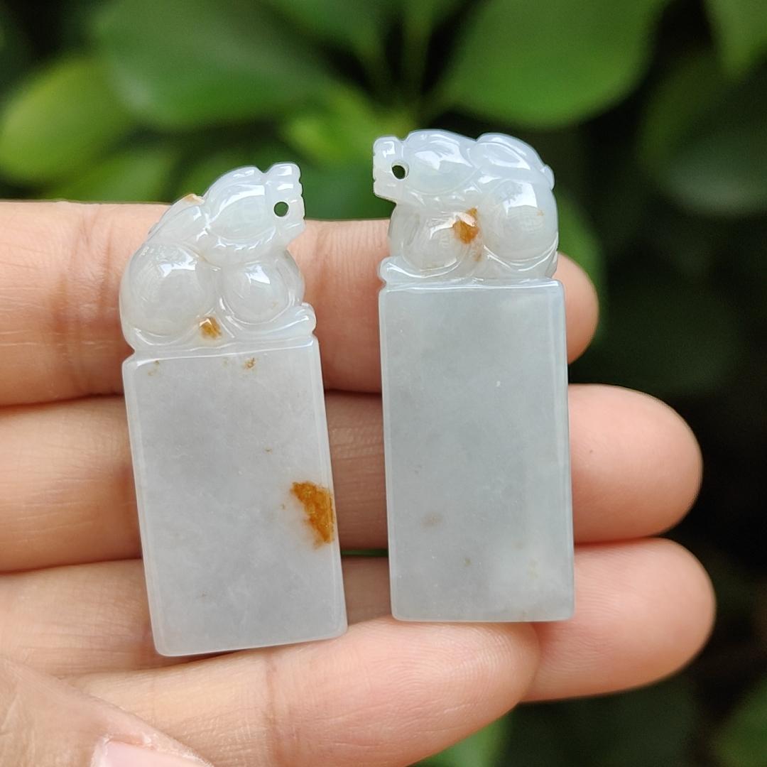 Type A Natural Jadeite Jade with Golden Yellow Patches High Quality - Crafted as pixiu for stamp or display, certificate weighs 15.79 and 15.76 grams, measurement 37.7 * 15.6 * 10 and 39.1 * 14.7 * 9.3 mm(hand8) Yi Pin Qian Jadeites Jade Jewelry ~Your Precious Quintessential ~ Singapore