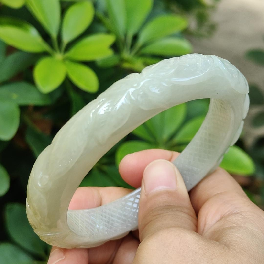 61.6 mm Crafted with patterns Peace Bangle Natural Type A Jadeite Jade certificate weighs 68.36 mm, Width 12.6 Thickness 9.6 mm (bangle24) Yi Pin Qian Jadeites Jade Jewelry ~Your Precious Quintessential ~ Singapore