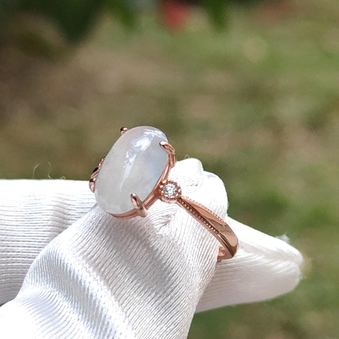 Quality Icy Natural Type A Jadeite Jade crafted with shape of oval as cabochon set on S925 adjustable as Ring, BIC labs approved certificate weighs 2.18 grams, measurement 11.3 * 7.3 * 3.6mm (s925ring13) Yi Pin Qian