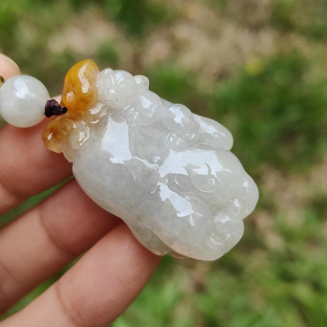 Unique Yellow Ruyi Chayote Natural Type A Jadeite Pendant with QIC approved labs certificate weight 25.27 grams, 40 * 25 * 15.20 mm originate from Myanmar very suitable for daily wear (pendant119) Yi Pin Qian
