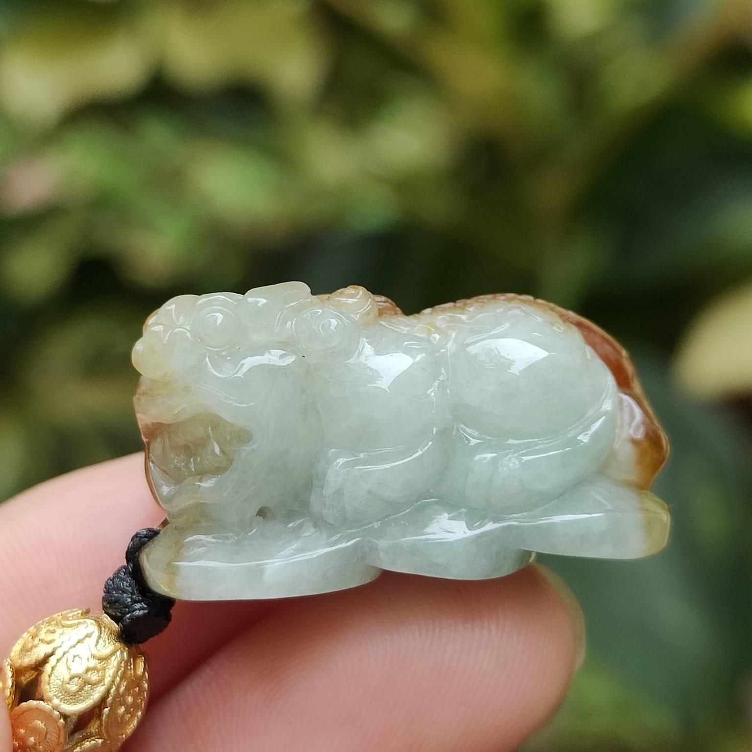 Crafted as Lion Pendant on Natural Type A Jadeite Jade with QIC approved labs certificate weighs 14.65 grams, measurement 28.1 * 14.8 * 15 mm (pendant348) Yi Pin Qian Jadeites Jade Jewelry ~Your Precious Quintessential ~ Singapore