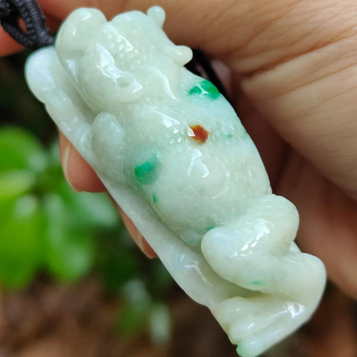 Huat All the Way! 🌱🔥 Natural Type A Jadeite Toad Pendant | Zi Wei Dou Shu Wealth Luck (Sku: pendant448)