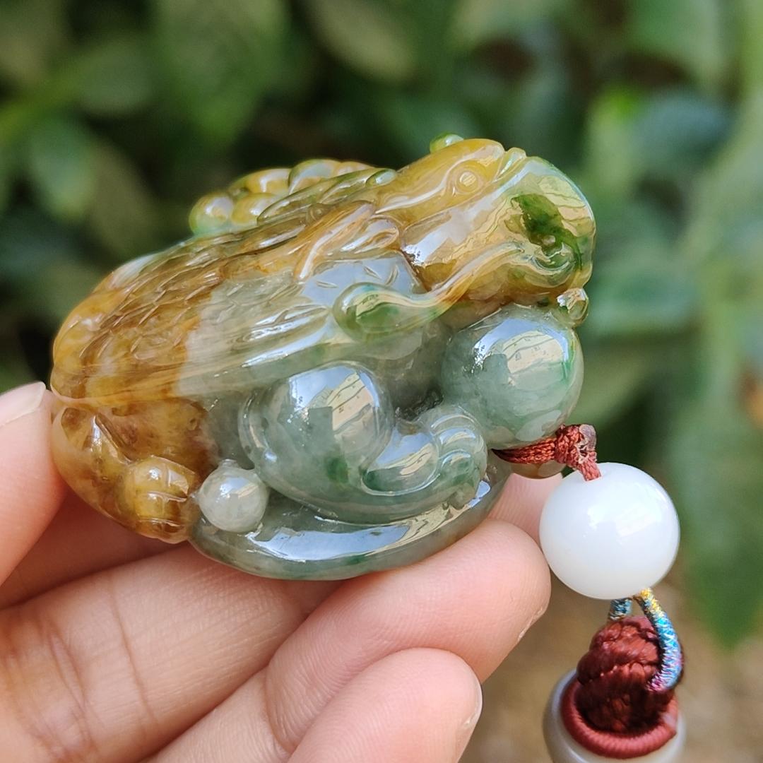Super Rare Green and Brown Natural Type A Jadeite Jade crafted with Vermilion bird as pendant with certificate weigh 59.21 grams, measurement 45.8 * 32 * 27.3 mm (pendant231) Yi Pin Qian