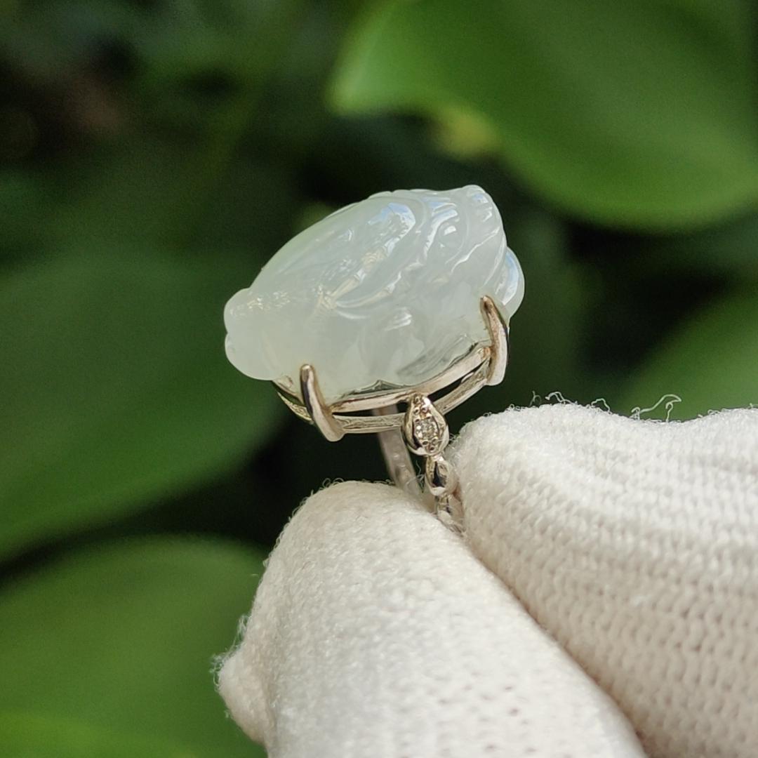 New Arrival Crafted as Pixiu on Natural Type A Jadeite Jade as S925 Ring certificate weighs 3.55 grams, measurement 15.9 * 11.6 * 6.7 mm (s925ring25) Yi Pin Qian Jadeites Jade Jewelry ~Your Precious Quintessential ~ Singapore
