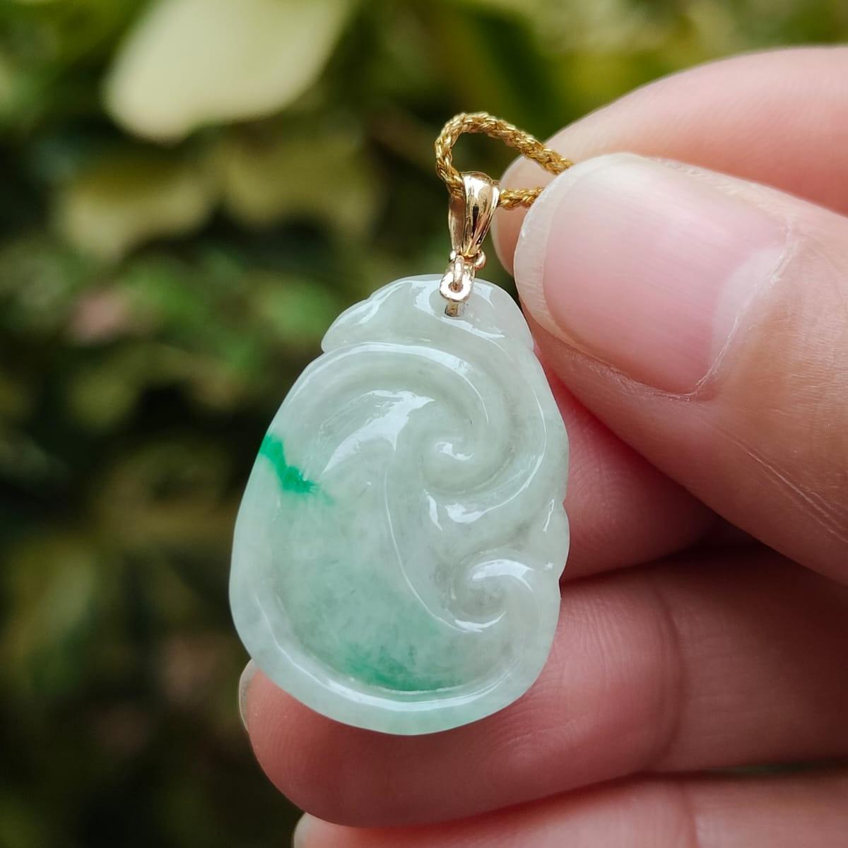 18k gold clasp added to this Natural Type A Jadeite Jade crafted as Ruyi Pendant, certificate weighs 4.5 grams, measurement 24.6 * 17.3 * 5.6 mm (18kp77) Yi Pin Qian Jadeites Jade Jewelry ~Your Precious Quintessential ~ Singapore
