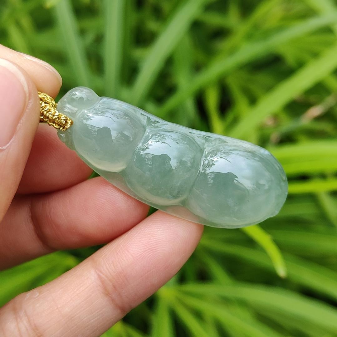 Crafted as Bean #6 Pendant on High Quality Natural Type A Jadeite Jade certificate weighs 8.5 grams, measurement 43.8 * 17 * 6.9 mm (pendant368)