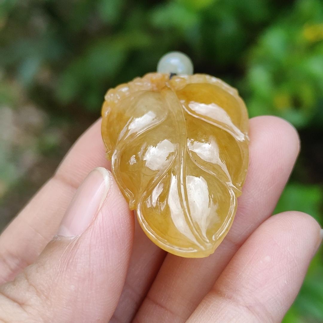 Very fine and old full Yellow Natural Type A Jadeite Pendant carved as a leave and a Mythical Beast on it with certificate weight 16.02 grams, 44 * 26 * 10 mm meaning Good luck and auspiciousness (pendant107) Yi Pin Qian
