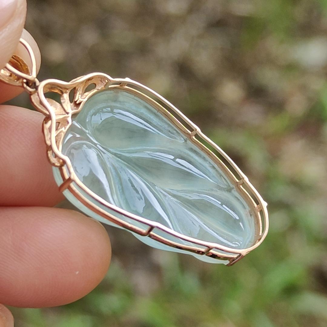 Premium Quality Icy Translucent Light Green Hue Natural Type A Jadeite Jade crafted as Leaf set on 18k Gold as Pendant, certificate weighs 5.07 grams, measurement 40.5 * 18 * 7.5 mm (18kp42) Yi Pin Qian