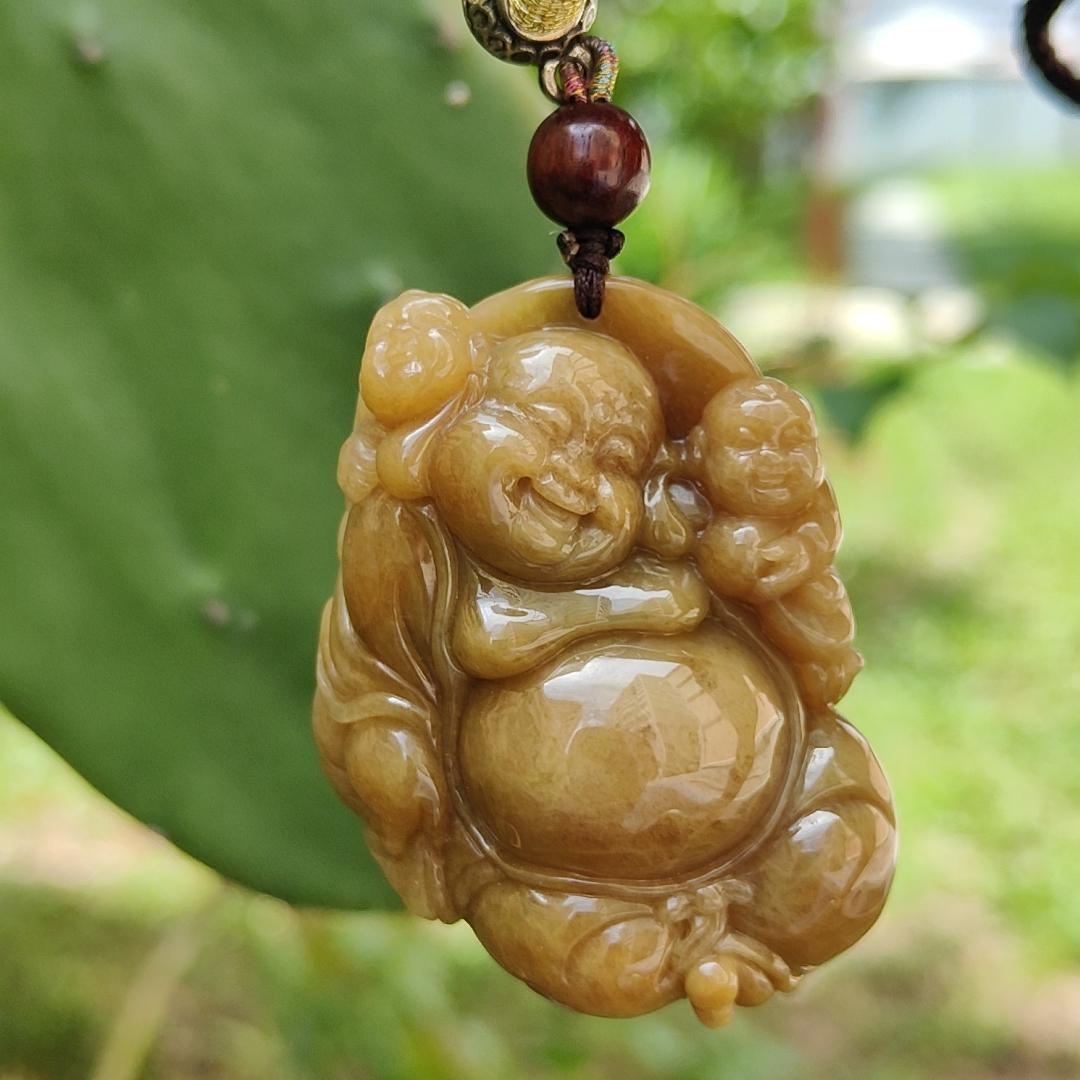 Rare Full Brown Natural Type A Jadeite Pendant crafted as Milo with two kids means Happiness for the family and Longevity, wealth and health, with certificate weighs at 61.27 grams, 48.50 * 41 * 21.60 mm (pendant110) Yi Pin Qian