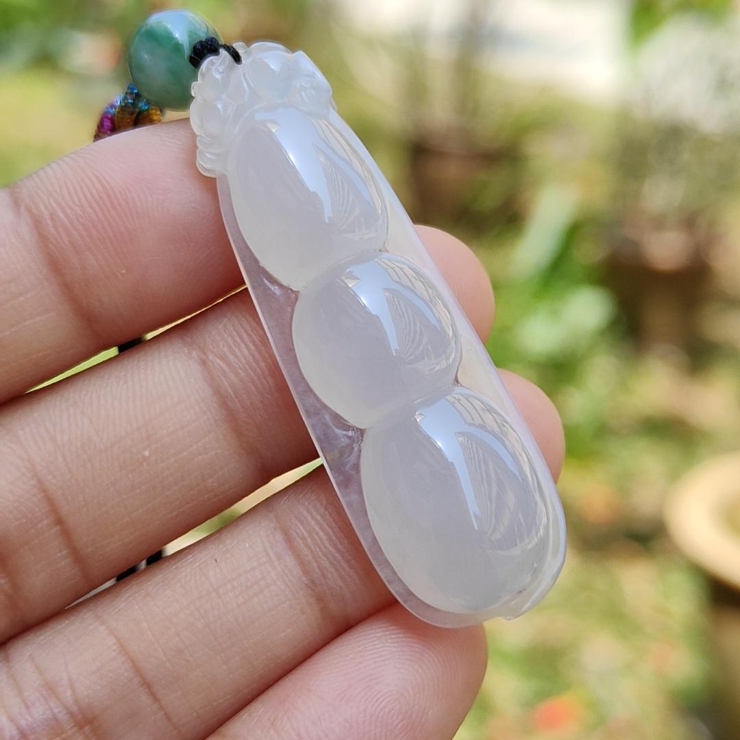 Rare Pure White Icy Translucent Natural Type A Jadeite Jade crafted with French Beans as Pendant Necklace, certificate weigh 8.4 grams, measurement 47.5 * 14.6 * 8.6 mm (pendant220) Yi Pin Qian