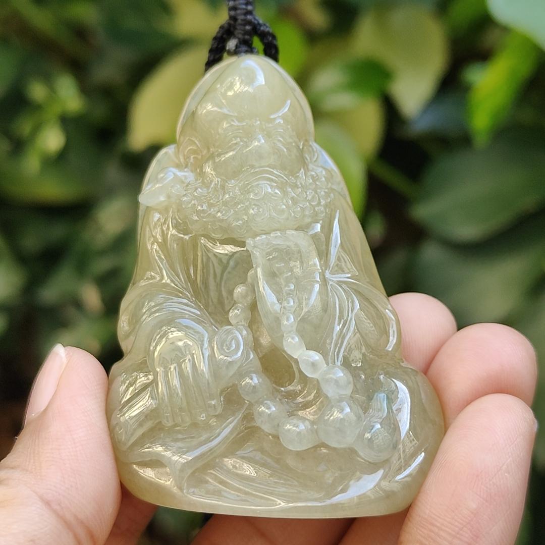 Collector doesn't want to Miss!!! - Super Rare High Premium Icy Yellow with Green patches Bodhidharma Pendant / Display Natural Type A Jadeite Jade certificate weighs 73.89 grams, measurement 61 * 43.6 * 18.5 (pendantdis386) Yi Pin Qian Jadeites Jade Jewelry ~Your Precious Quintessential ~ Singapore