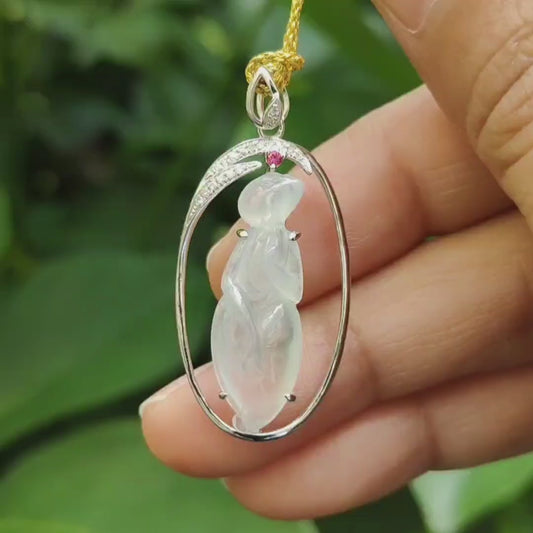 New Arrival SG Local Seller Crafted as The Enlightenment Pendant on Natural Type A Jadeite Jade set with 18k Gold certificate weighs 3.12 grams, measurement 35.8 * 17.2 * 7 mm (18kp81)