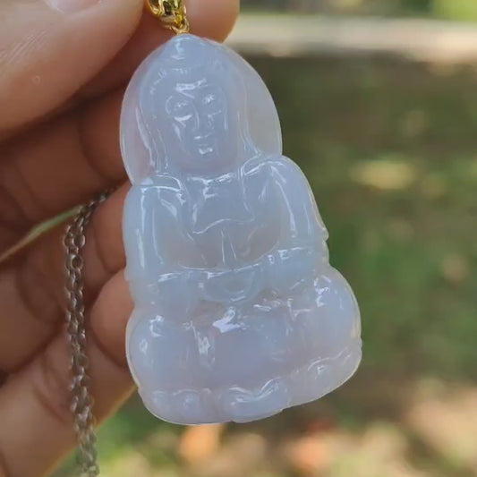 Batu Giok Jadeite Alami Lavender Muda Berkualitas Tinggi Tipe A dibuat sebagai Guanyin yang dipasang dengan Gesper Emas 18k sebagai Liontin, sertifikat berat 14,87 gram, ukuran 46,6 * 28,2 * 6,5 mm (18kp58)