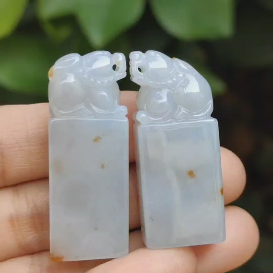 Type A Natural Jadeite Jade with Golden Yellow Patches High Quality - Crafted as pixiu for stamp or display, certificate weighs 15.79 and 15.76 grams, measurement 37.7 * 15.6 * 10 and 39.1 * 14.7 * 9.3 mm(hand8)