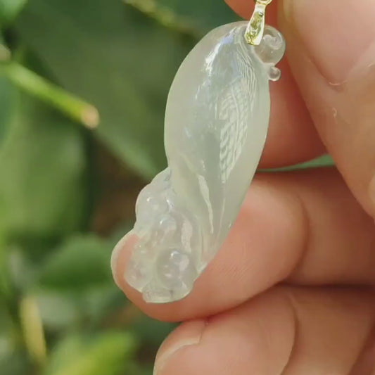 Special Offer Until 2025 CNY only - This Premium Fine Quality Squirrel Pendant Natural Type A Jadeite Jade with 18k Clasp added, certificate weighs 3.24 grams, measurement 30.5 * 10.5 * 6.7 mm (18kp98)