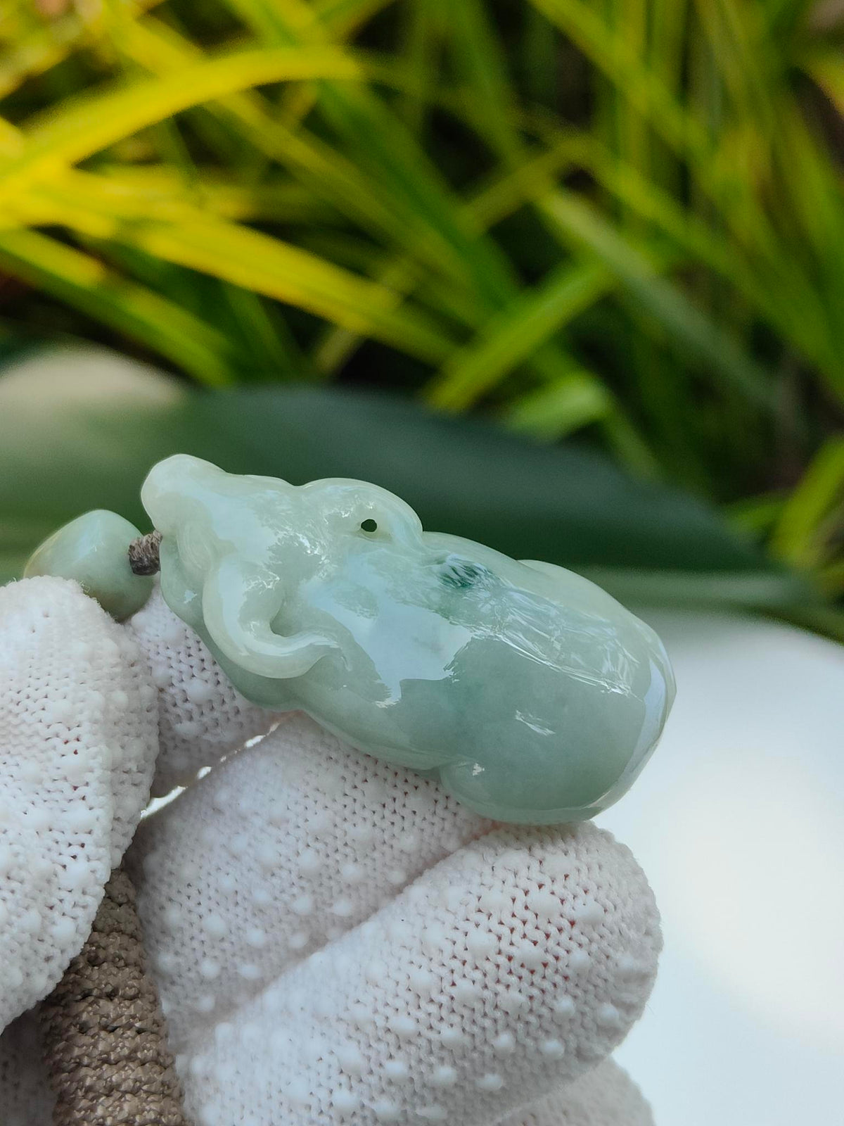Natural Type A Jadeite Jade Ox Pendant (19.77g) - Sku: Pendant2607 Yi Pin Qian - Singapore Jade Shop