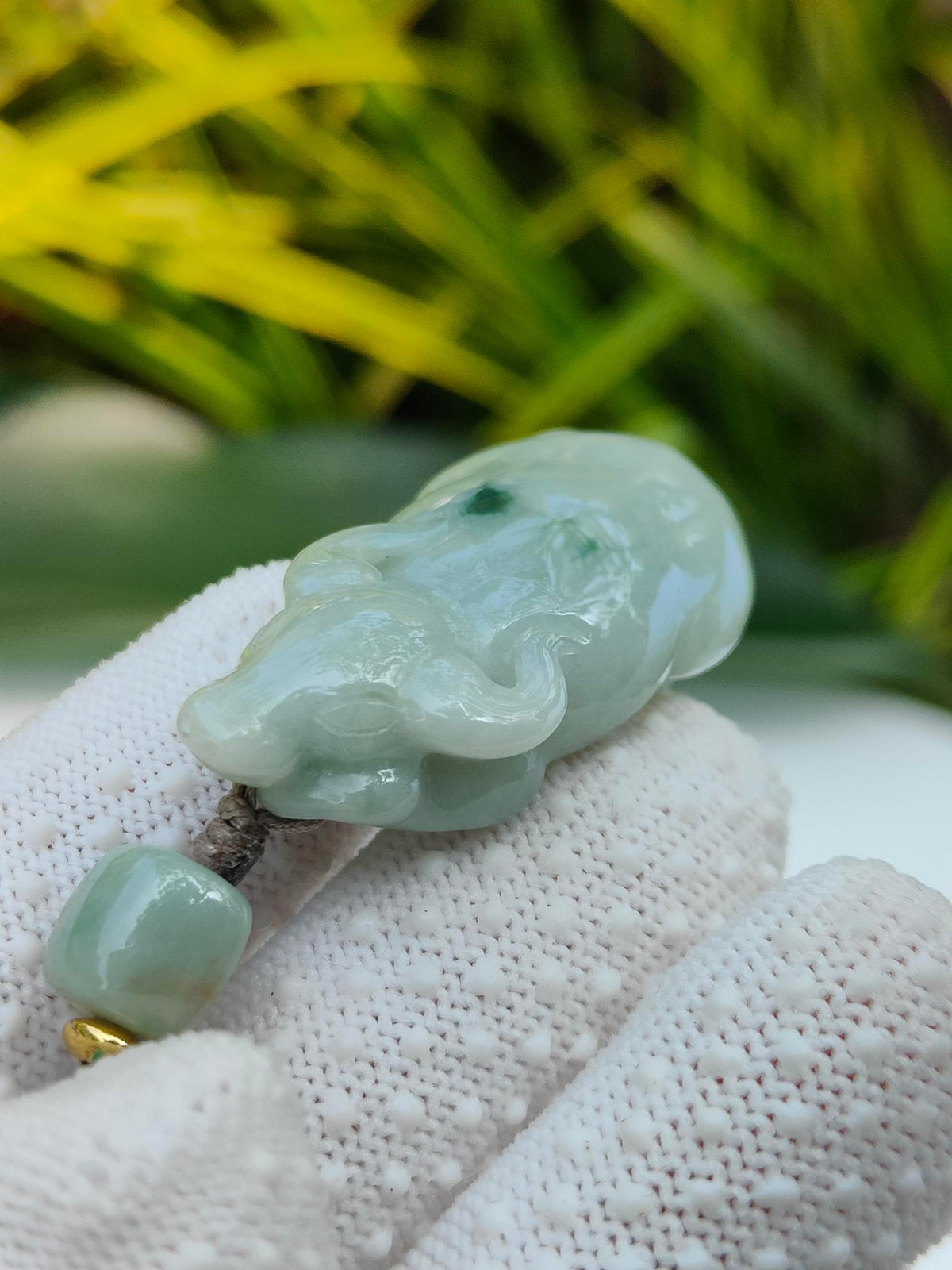 Natural Type A Jadeite Jade Ox Pendant (19.77g) - Sku: Pendant2607 Yi Pin Qian - Singapore Jade Shop